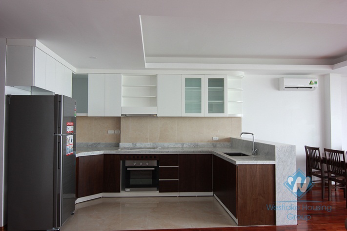 Cosy 03 bedrooms apartment with stunning lakeview for rent in Tay Ho, Ha Noi